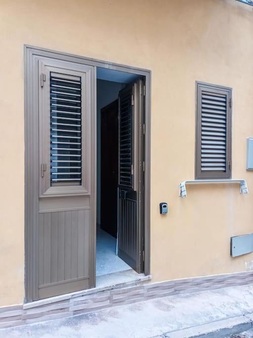 Confortevole Appartamentino Castellammare del Golfo Buitenkant foto